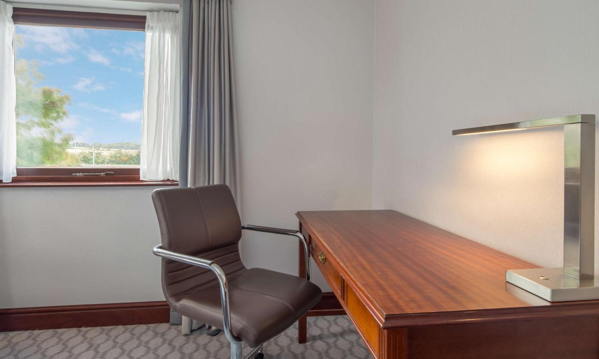Hotel Hilton East Midlands Airport à Kegworth Extérieur photo
